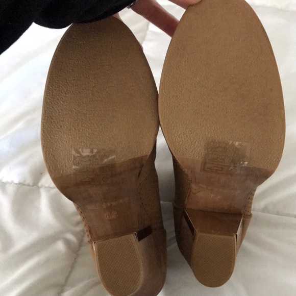 Call it Spring Booties - Picture 2 of 4